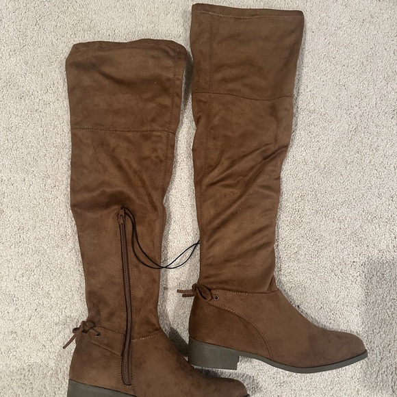Brown Over-the-Knee Boots - Picture 2 of 4